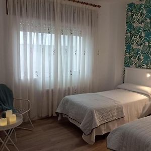 Habitación con 2 Camas Individuales